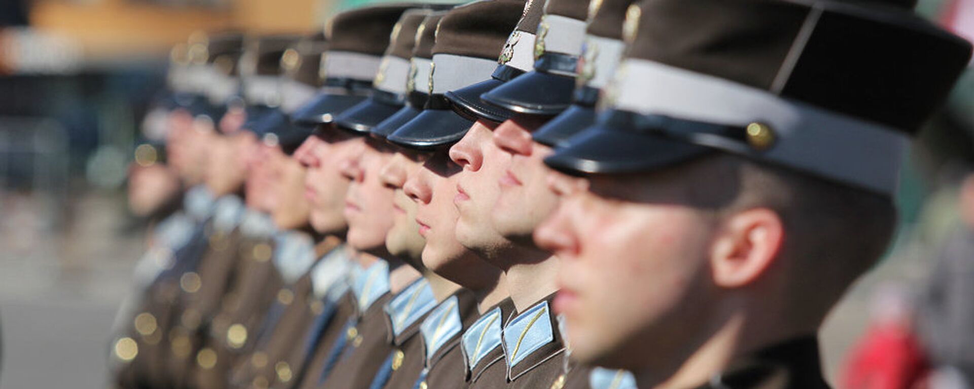 Рота почетного караула Штабного батальона Национальных вооруженных сил Латвии - Sputnik Латвия, 1920, 26.01.2022