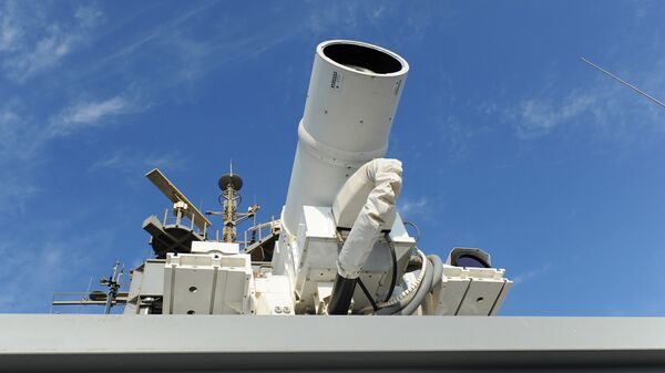 Лазерная пушка, установленная на борту корабля USS Ponce Лазерная пушка, установленная на борту корабля USS Ponce - Sputnik Латвия