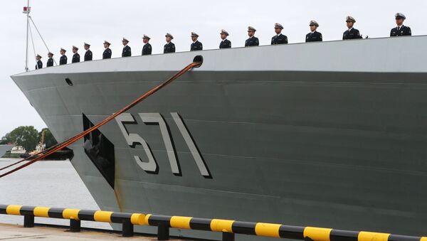 Отряд из трех кораблей ВМС Китая прибыл в Балтийск - Sputnik Латвия