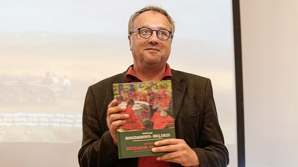 Сергей Гродников член правления Благотворительного фонда Rietumu Banka Сергей Гродников член правления Благотворительного фонда Rietumu Banka - Sputnik Латвия