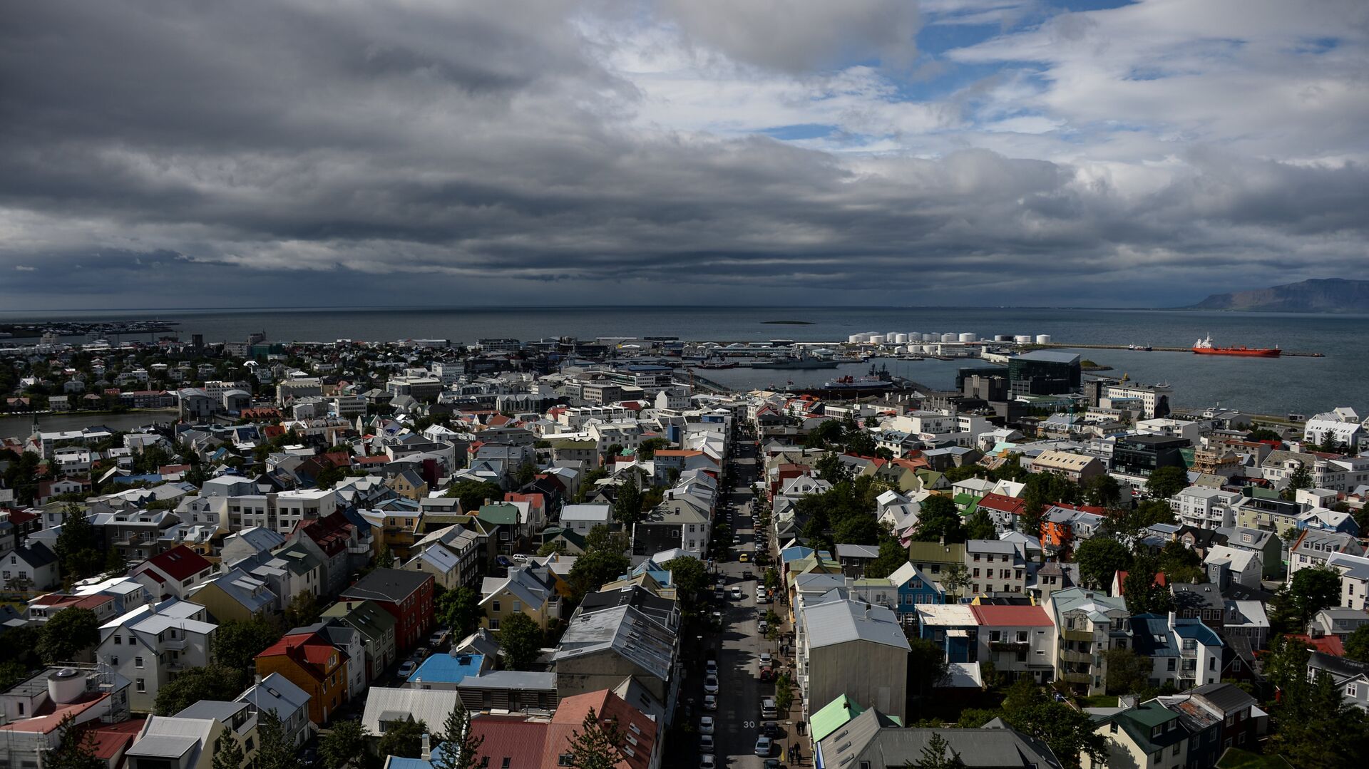 Вид на Рейкьявик, столицу Исландии - Sputnik Латвия, 1920, 08.05.2022
