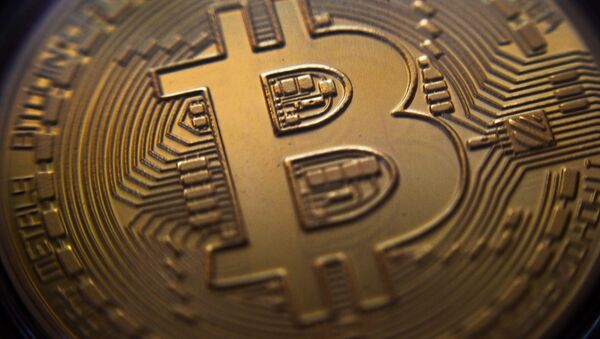 Криптовалюта биткойн - Sputnik Latvija