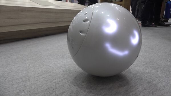 Японский робот для детей - Sputnik Latvija