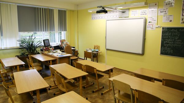 В школьном кабинете - Sputnik Latvija
