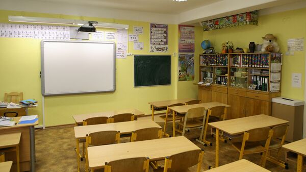 В школьном кабинете - Sputnik Latvija