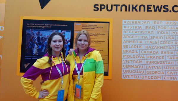 Александра Маркова (Латвия) и Евгения Пронкул (Литва) - Sputnik Латвия