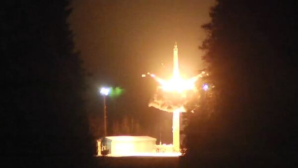 Пуски баллистических ракет на учениях Минобороны - Sputnik Латвия