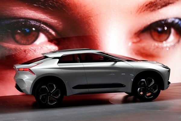 Концепт-кар Mitsubishi motors e-Evolution на автосалоне Tokyo Motor Show 2017 Концепт-кар Mitsubishi motors e-Evolution на автосалоне Tokyo Motor Show 2017 - Sputnik Латвия