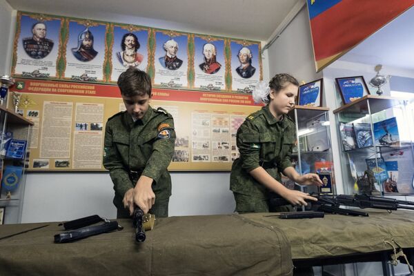 Кадетский класс в московской школе - Sputnik Латвия