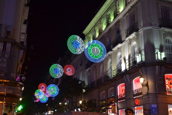 Рождественская иллюминация. Мадрид - Sputnik Латвия