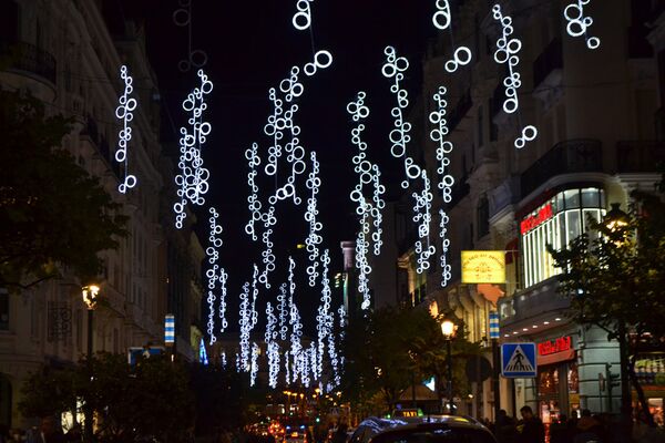 Рождественская иллюминация. Мадрид - Sputnik Латвия