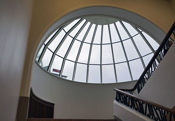 Сферическое окно - не новинка, а элемент оригинального дизайна - Sputnik Латвия
