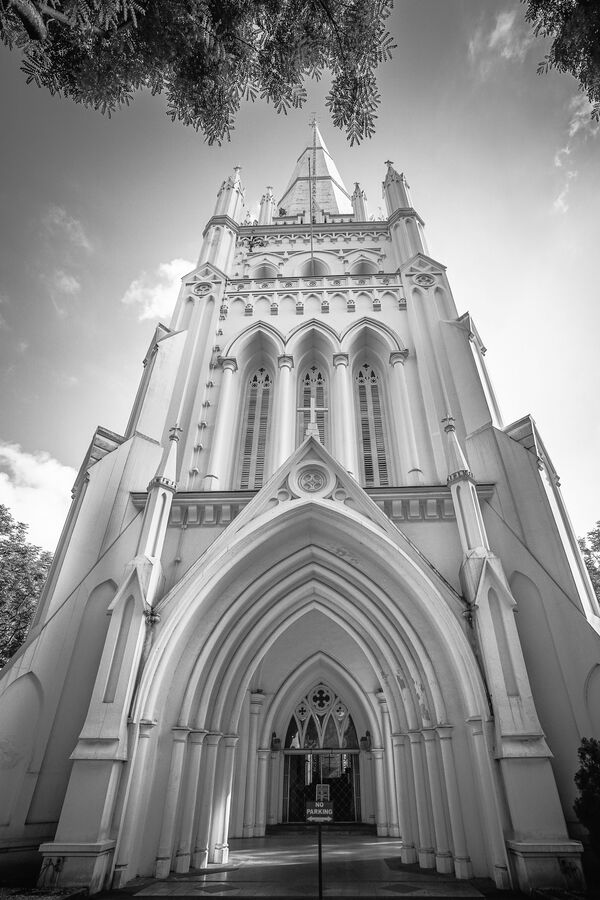 Снимок The majestic St. Andrew's Cathedral Tower фотографа Andrean Hadhianto Kwee, финалист конкурса Art of Building photography awards 2017 - Sputnik Латвия