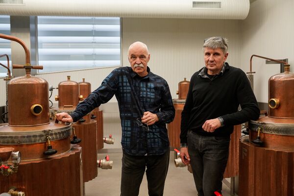 Владимир Барсук и Владимир Дроздов Владимир Барсук и Владимир Дроздов - Sputnik Латвия