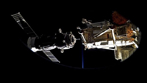 SKS un Sojuz savienojums - Sputnik Latvija