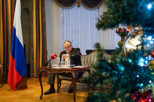 Пресс-конференция посла РФ в Латвии Евгения Лукьянова Пресс-конференция посла РФ в Латвии Евгения Лукьянова - Sputnik Латвия