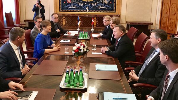 Встреча  премьер-министра Дании Ларса Лекке Расмуссена с президентом Эстонии Керсти - Sputnik Латвия