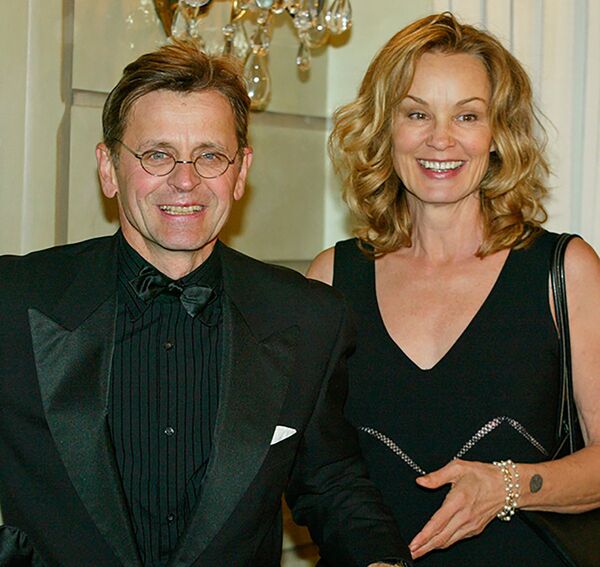 Zināmu laiku Mihails Barišņikovs tikās ar aktrisi Džesiku Langu (2004. gads). 1981. gadā viņiem piedzima meita Alekskandra, kas savu dzīvi veltījusi dejām un skatuves mākslai - Sputnik Latvija