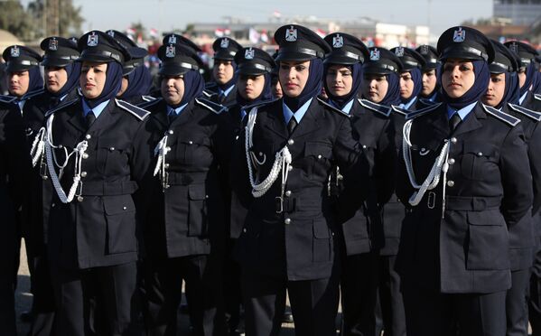 Girl Power: Female Cops Across the World Girl Power: Female Cops Across the World - Sputnik Латвия