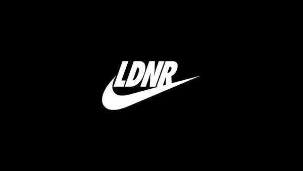 Kompānijas Nike Londonas maratona logotips - Sputnik Latvija