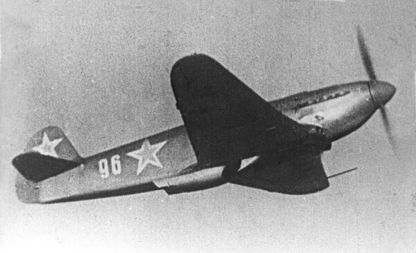Авиация Великой Отечественной войны 1941-1945 годов. Истребитель Як-7Б в полете Авиация Великой Отечественной войны 1941-1945 годов. Истребитель Як-7Б в полете - Sputnik Латвия