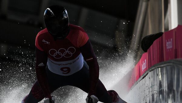 Мартинс Дукурс во время соревнований по скелетону среди мужчин на XXIII зимних Олимпийских играх - Sputnik Латвия