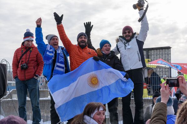 Команда Аргентины очень эмоционально реагировала на открытие чемпионата Команда Аргентины очень эмоционально реагировала на открытие чемпионата - Sputnik Латвия