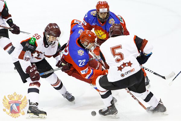 Выставочный матч. Латвия U18 — Россия U17 Выставочный матч. Латвия U18 — Россия U17 - Sputnik Латвия