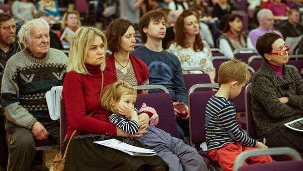 Вселатвийское родительское собрание - Sputnik Латвия