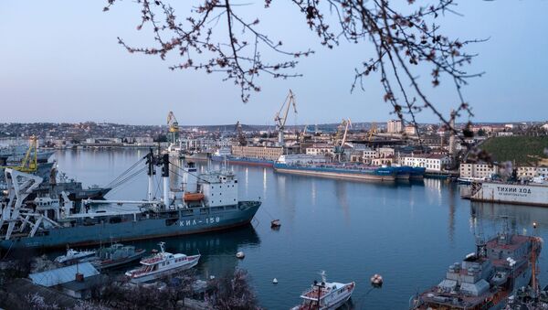Порт в Севастополе, Крым - Sputnik Латвия