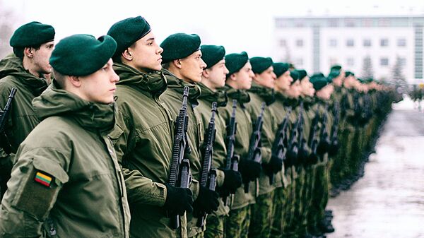 Бравые воины литовской армии - Sputnik Латвия