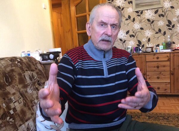 Писатель Александр Ольбик Писатель Александр Ольбик - Sputnik Латвия