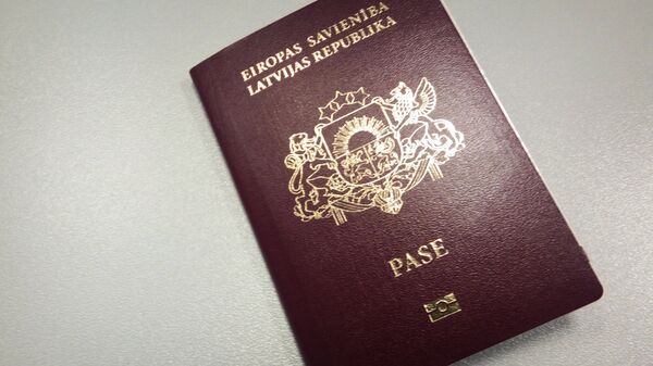 Паспорт гражданина Латвии - Sputnik Latvija