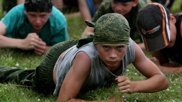 Военно-патриотический детский лагерь Дальневосточная застава - Sputnik Латвия