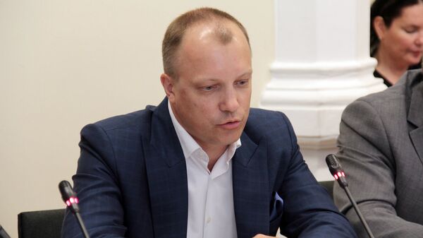 Автор инициативы на Manabalss.lv, предприниматель Арнис Верземниекс Автор инициативы на Manabalss.lv, предприниматель Арнис Верземниекс - Sputnik Латвия