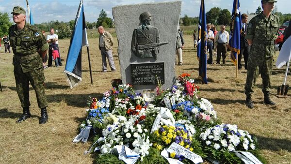 Памятник эстонцам, воевавшим на стороне фашистской Германии - Sputnik Латвия