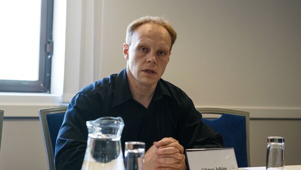 Сопредседатель Латвийского комитета по борьбе с тоталитарными сектами Виктор Елкин - Sputnik Латвия