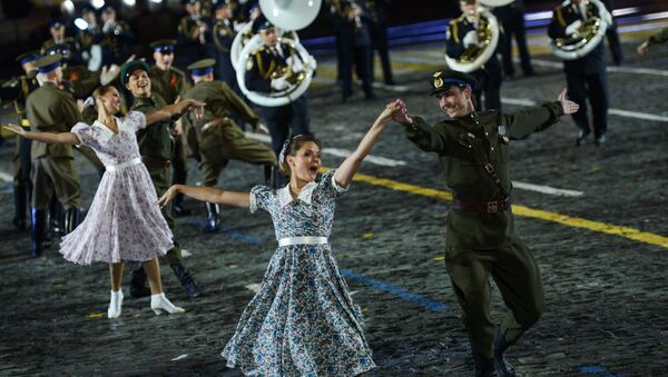 Торжественное открытие международного военно-музыкального фестиваля Спасская башня - Sputnik Latvija