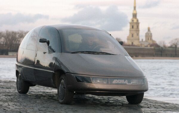 Новый легковой автомобиль Охта, созданный самодеятельными конструкторами - Sputnik Латвия