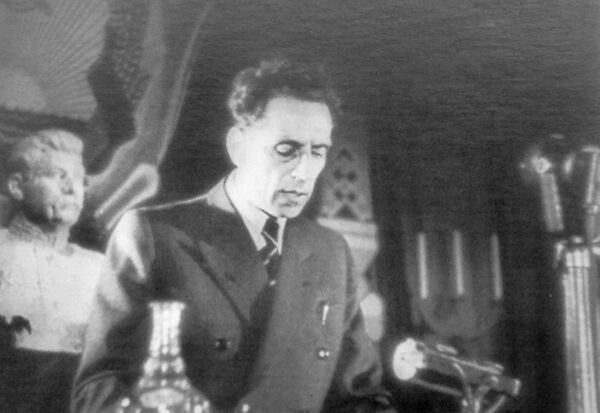 Запрещенное Лиго: как советские диссиденты латышский праздник спасли Запрещенное Лиго: как советские диссиденты латышский праздник спасли - Sputnik Латвия