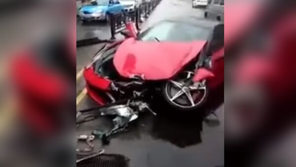 Авария Ferrari 458 в Китае - Sputnik Латвия