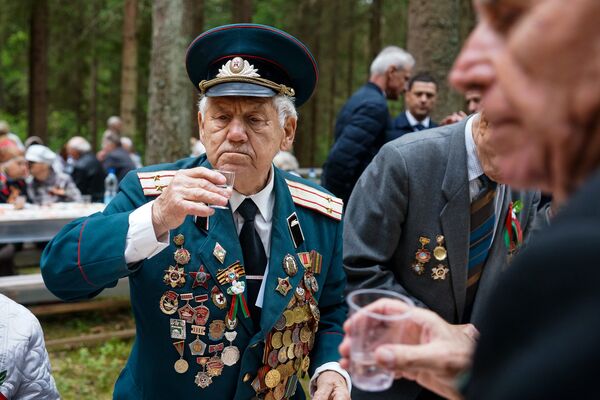 59-я Международная встреча ветеранов Великой Отечественной войны на Кургане Дружбы 59-я Международная встреча ветеранов Великой Отечественной войны на Кургане Дружбы - Sputnik Латвия