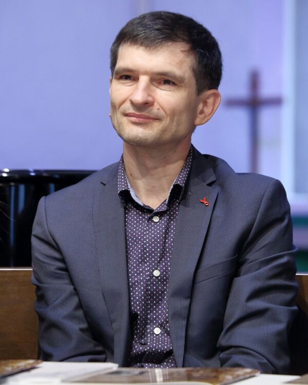Алекс Григорьев, член жюри конкурса им. Г. Отса Алекс Григорьев, член жюри конкурса им. Г. Отса - Sputnik Латвия