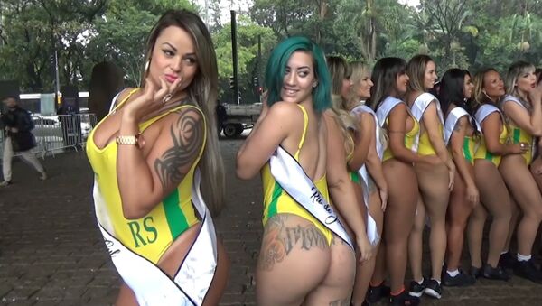 Конкурс Мисс бум-бум-2018 в Бразилии - Sputnik Латвия