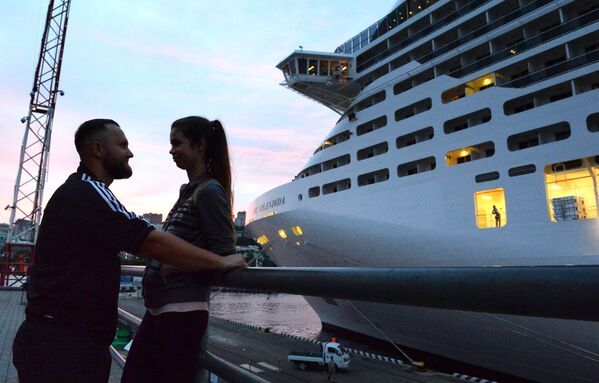 MSC Splendida – viens no lielākajiem kruīza kuģiem Eiropā. MSC Splendida – viens no lielākajiem kruīza kuģiem Eiropā. - Sputnik Latvija