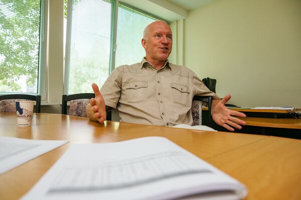 Ректор высшей школы Turība Алдис Бауманис Ректор высшей школы Turība Алдис Бауманис - Sputnik Латвия