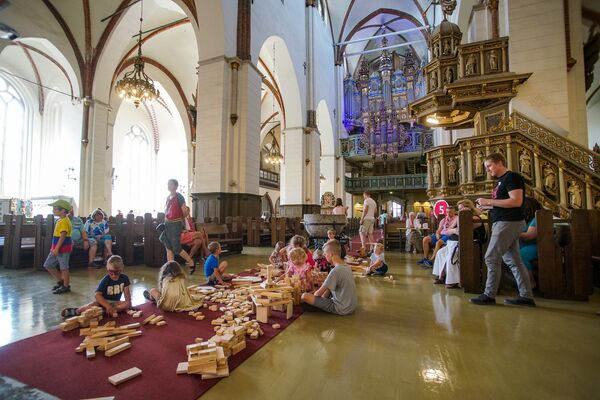 Домский собор открыл двери для маленьких посетителей - Sputnik Латвия