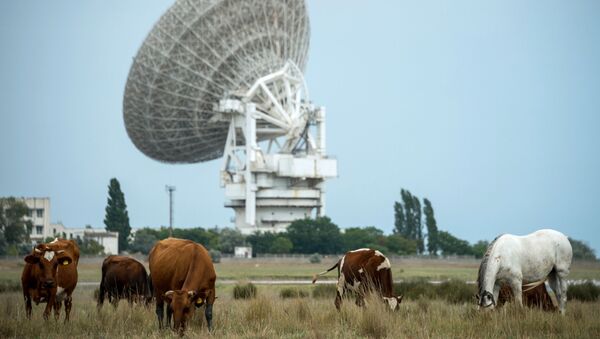 Радиотелескоп П-2500 (РТ 70) на территории Центра дальней космической связи под Евпаторией - Sputnik Латвия