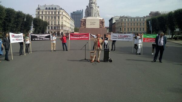 Митинг общественной организации За ответственность в Риге Митинг общественной организации За ответственность в Риге - Sputnik Латвия