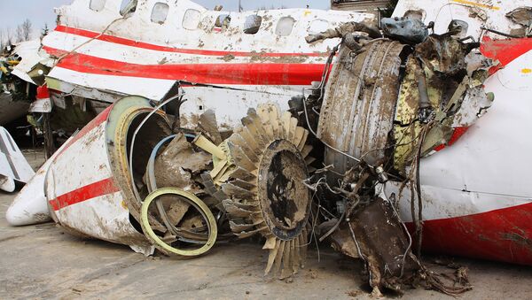 Обломки польского правительственного самолета Ту-154 - Sputnik Латвия